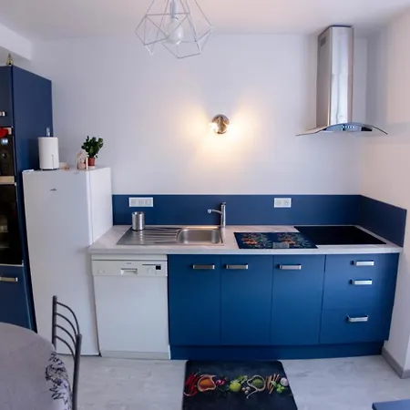 公寓 Cocooning Chez Corinne , 热拉梅