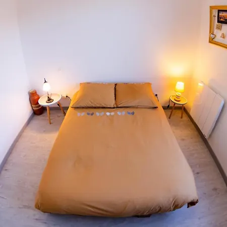 Διαμέρισμα Cocooning Chez Corinne , *
